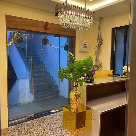 Hotel Sai Palace- Near Tata Memorial Hospital Мумбаї Екстер'єр фото