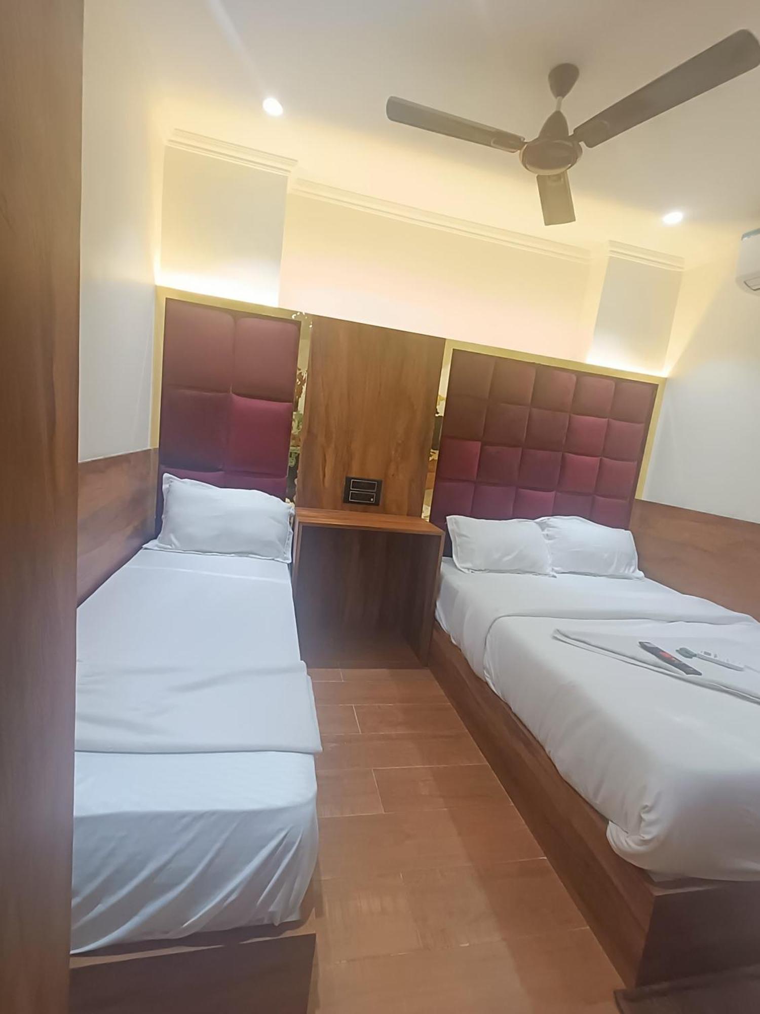 Hotel Sai Palace- Near Tata Memorial Hospital Мумбаї Екстер'єр фото